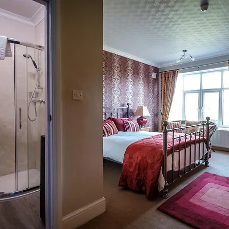Westergate House Bed & Breakfast 3*