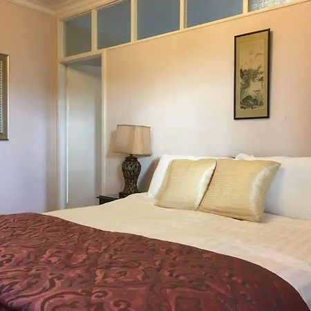 Bed and Breakfast Westergate House